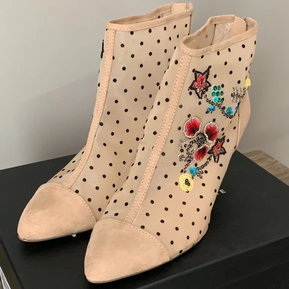NANETTE LEPORE Nora Embroidered Heel Booties 7.5 - Picture 4 of 11